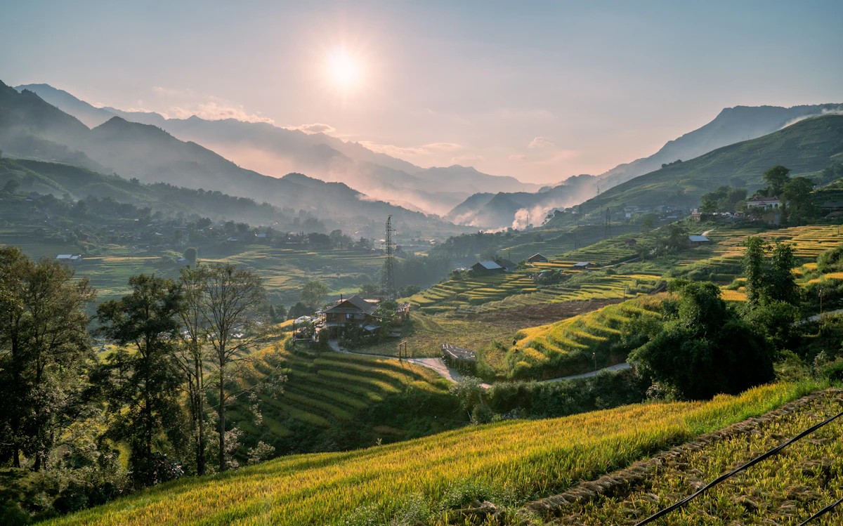 Trải nghiệm Sapa mùa đông: Ngắm tuyết rơi và khám phá văn hóa dân tộc